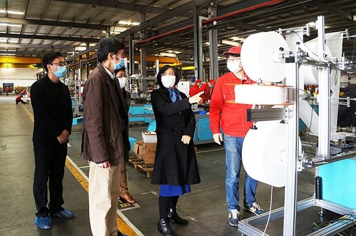 青浦区政协主席李华桂等向导莅临上；；；；；Ｑ敲繟M8AG调研