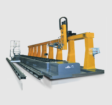 亚美AM8AGCNCG系列大管径摩擦盘数控相贯线切割机