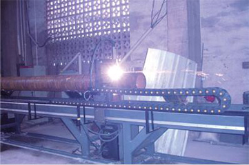 亚美AM8AGCNCG系列轻型数控相贯线切割机