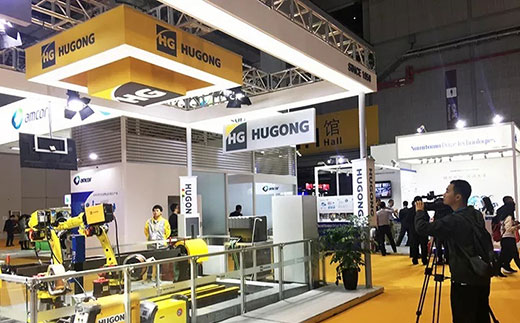 安徽芜湖卫视拍摄亚美AM8AG意大利CEA展位